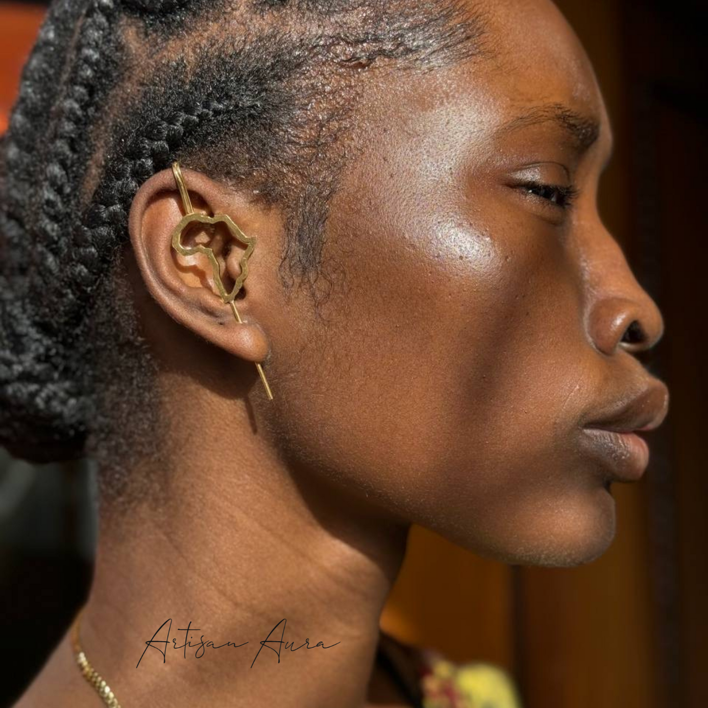 Afrique Mirage Single Piece Long Earring